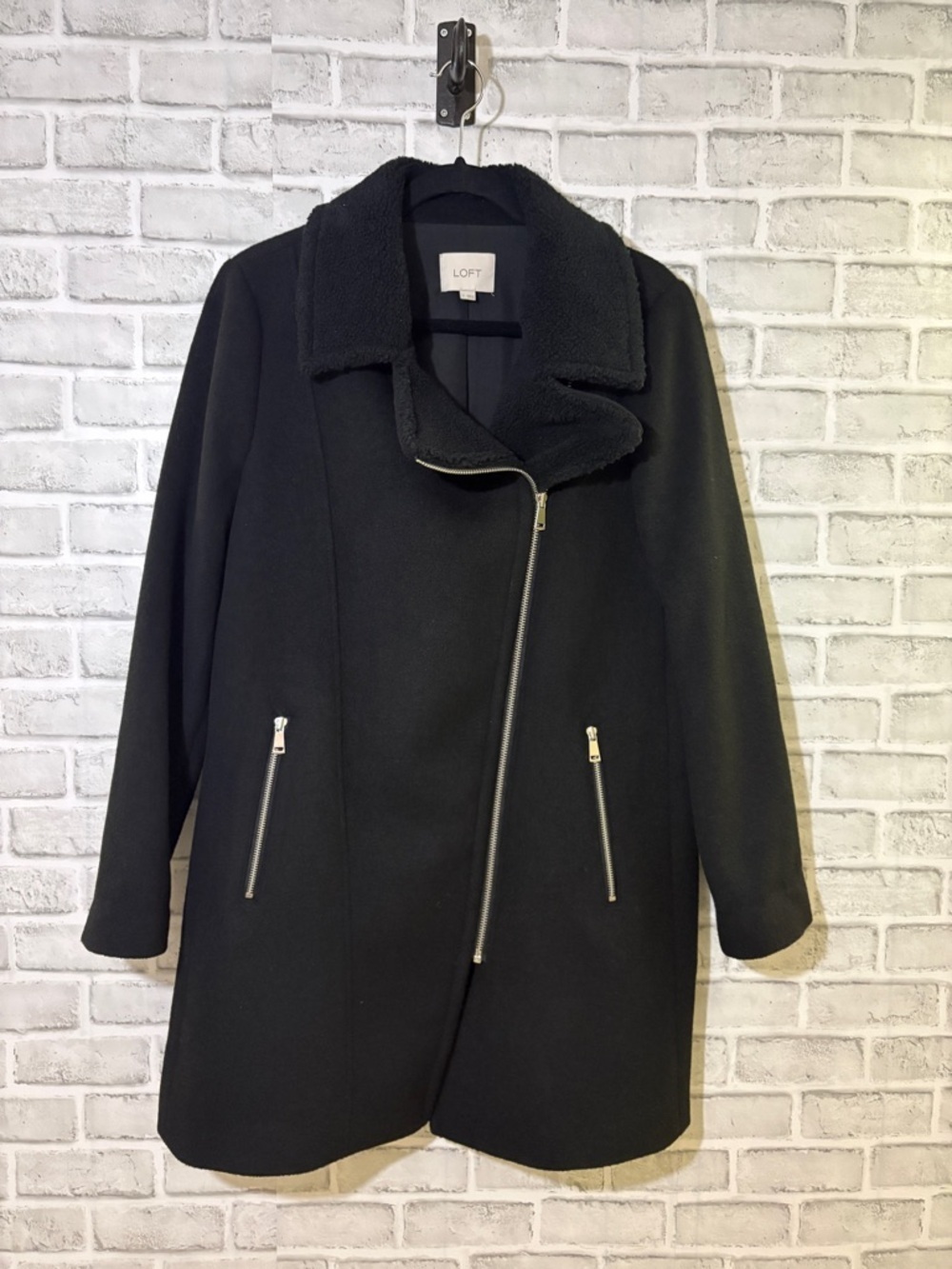 LOFT Women's Black Asymmetric Zip Coat with Sherpa Collar- medium